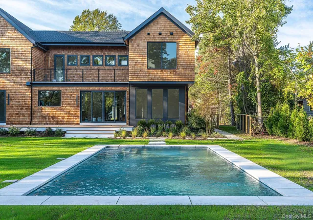 Photo 1 of Single family home for sale at 205 Grange Rd, Southold, NY 11971 | MLS# 1063190 | Listing updated on 2026-10-29