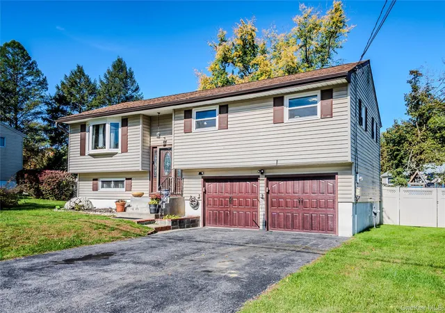 Photo 2 of Single family home for sale at 60 S Gate Dr, Poughkeepsie, NY 12601 | MLS# 1063191 | Listing updated on 2026-10-29
