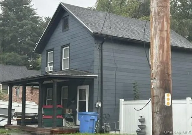Photo 2 of Single family home for sale at 495 Wilbur Ave, Kingston, NY 12401 | MLS# 1063197 | Listing updated on 2026-10-16