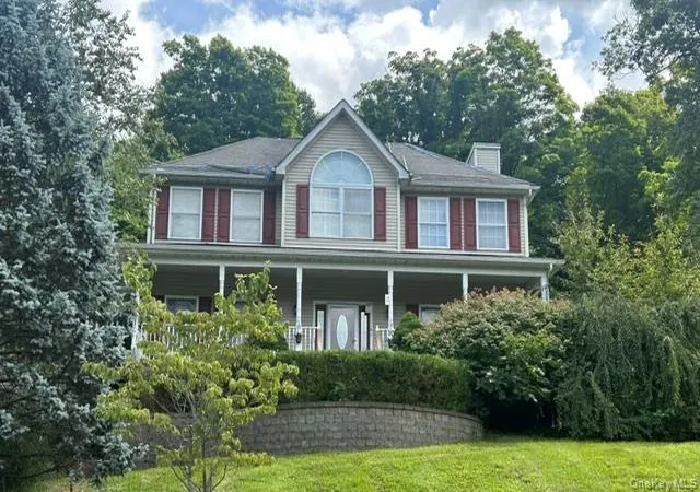 Photo 2 of Single family home for sale at 10 Brian Ct, Salisbury Mills, NY 12577 | MLS# 1063203 | Listing updated on 2026-10-16