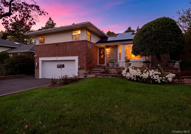 Photo 3 of Single family home for sale at 72 Birchwood Park Dr, Oyster Bay, NY 11791 | MLS# 1063225 | Listing updated on 2026-10-25