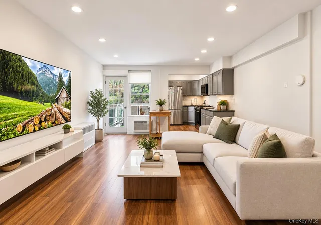 Photo 3 of Condo for sale at 250 N Broadway #5B, Yonkers, NY 10701 | MLS# 1063247 | Listing updated on 2026-10-27
