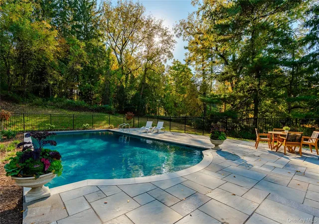 Photo 3 of Single family home for sale at 126 Mclain St, Bedford, NY 10549 | MLS# 1063259 | Listing updated on 2026-10-19