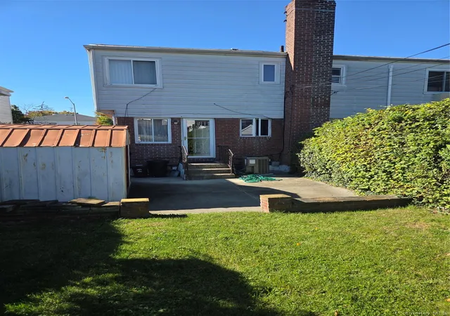 Photo 4 of Single family home for sale at 47-11 169th Street, New York, NY 11358 | MLS# 1063264 | Listing updated on 2026-10-22