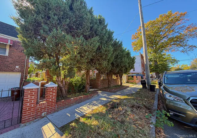 Photo 4 of Single family home for sale at 9916 23rd Avenue, New York, NY 11369 | MLS# 1063278 | Listing updated on 2026-10-28