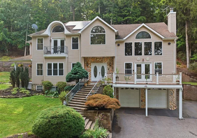 Single family home for sale at 23 Beach Plum Dr, Huntington, NY 11721 | MLS# 1063326