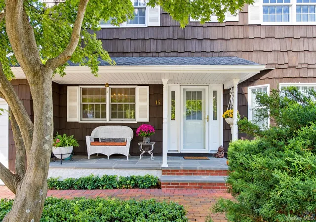 Photo 1 of Single family home for sale at 15 Sea Ridge Ct, Huntington, NY 11743 | MLS# 1063327 | Listing updated on 2026-10-27