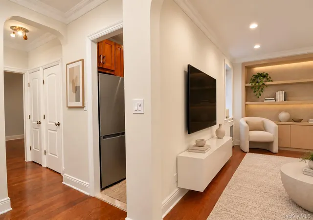 Condo for sale at 21 Barstow Rd #1L, North Hempstead, NY 11021 | MLS# 1063335