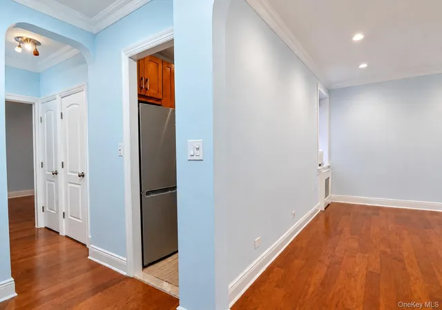 Photo 1 of House for sale at 21 Barstow Rd #1L, North Hempstead, NY 11021 | MLS# 1063335 | Listing updated on 2026-10-25