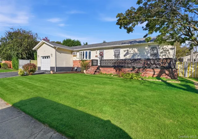 Photo 1 of Single family home for sale at 10 Francisco Ave, Islip, NY 11722 | MLS# 1063341 | Listing updated on 2026-10-25