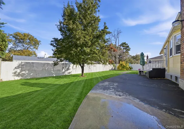 Photo 2 of Single family home for sale at 10 Francisco Ave, Islip, NY 11722 | MLS# 1063341 | Listing updated on 2026-10-25