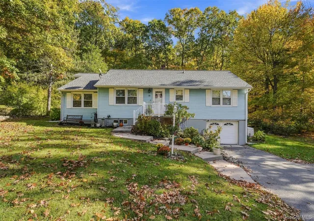 Photo 1 of Single family home for sale at 30 Elmwood Dr, Woodbury, NY 10930 | MLS# 1063346 | Listing updated on 2026-10-23