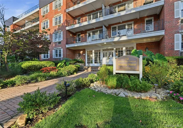 Photo 1 of House for sale at 70 N Grove St #3K, Hempstead, NY 11520 | MLS# 1063352 | Listing updated on 2026-10-20