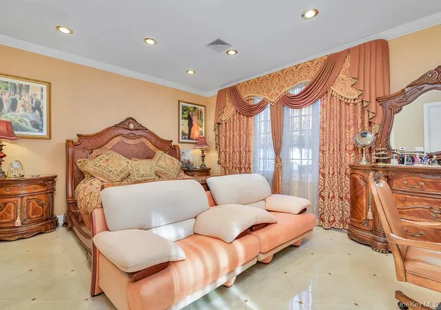 Photo 2 of Single family home for sale at 17624 Kildare Rd, New York, NY 11432 | MLS# 1063361 | Listing updated on 2026-10-28