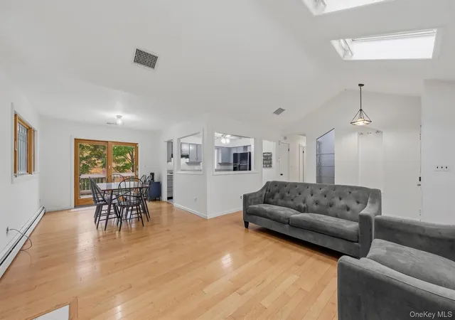 Photo 4 of Single family home for sale at 127 Croton Ave, Cortlandt, NY 10567 | MLS# 1063404 | Listing updated on 2026-10-18