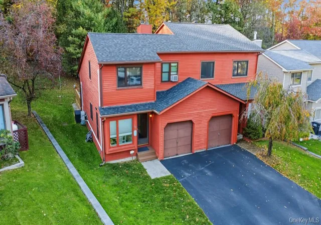 Photo 2 of Single family home for sale at 20 Lakeview Ct, Thompson, NY 12775 | MLS# 1063405 | Listing updated on 2026-10-21
