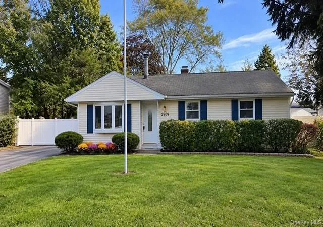 Photo 1 of Single family home for sale at 2909 Falcon Ave, Brookhaven, NY 11763 | MLS# 1063411 | Listing updated on 2026-10-29