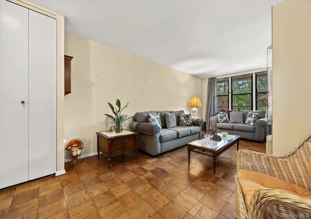 Photo 3 of House for sale at 1874 Pelham Pkwy S #2R, New York, NY 10461 | MLS# 1063421 | Listing updated on 2026-10-26