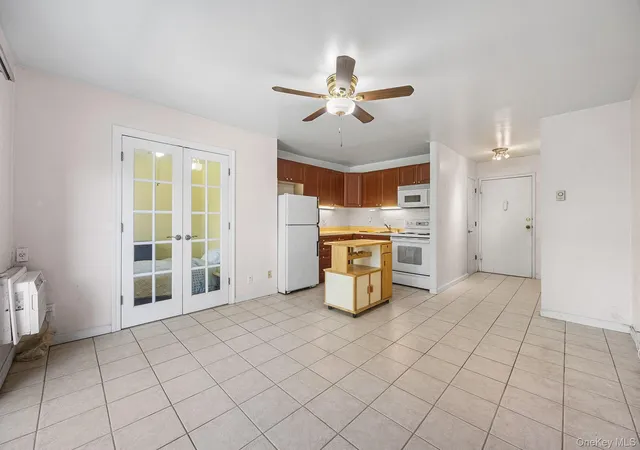Photo 1 of Condo for sale at 115 Dehaven Dr #306, Yonkers, NY 10703 | MLS# 1063424 | Listing updated on 2026-10-27