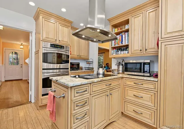 Photo 3 of Single family home for sale at 133 Washburn Rd, Mount Pleasant, NY 10510 | MLS# 1063448 | Listing updated on 2026-10-29