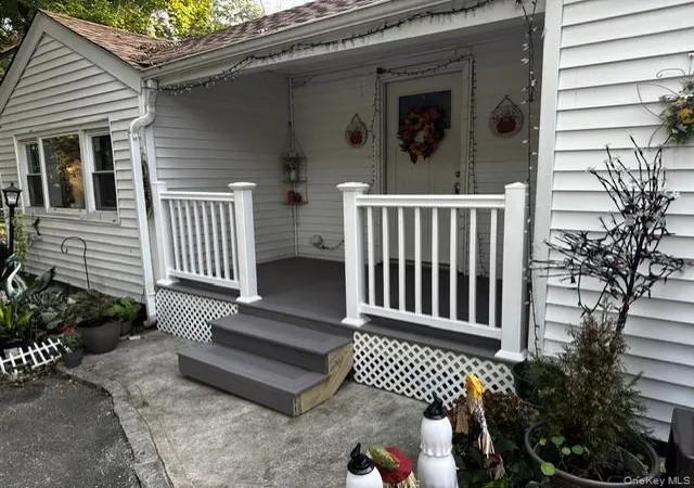 Photo 3 of Single family home for sale at 104 Lexington Ave, Islip, NY 11722 | MLS# 1063452 | Listing updated on 2026-10-26