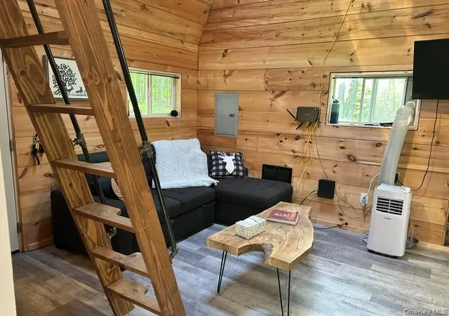 Photo 3 of Single family home for sale at 504 Cushetunk Dr, Cochecton, NY 12726 | MLS# 1063490 | Listing updated on 2026-10-18