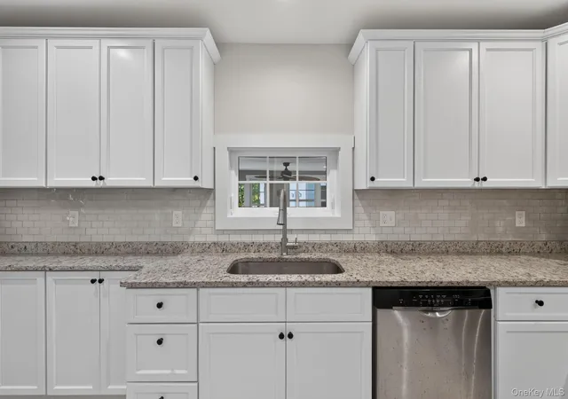 Photo 4 of Single family home for sale at 53 Mountain Rd, Cornwall, NY 12520 | MLS# 1063491 | Listing updated on 2026-10-28