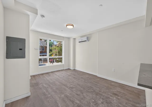 Photo 3 of House for sale at 8613 124th Street, New York, NY 11418 | MLS# 1063494 | Listing updated on 2026-10-18