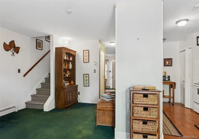 Photo 4 of Condo for sale at 194 Haddon Holw Ct, Middle Island, NY 11953 | MLS# 1063518 | Listing updated on 2026-10-21