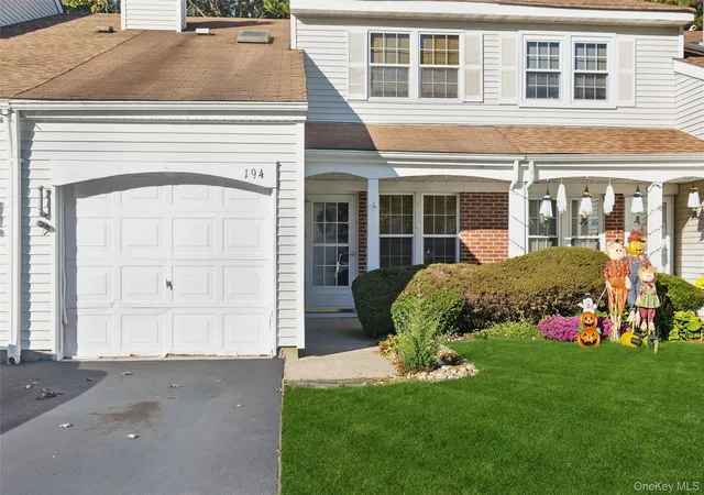Photo 1 of Condo for sale at 194 Haddon Holw Ct, Middle Island, NY 11953 | MLS# 1063518 | Listing updated on 2026-10-21