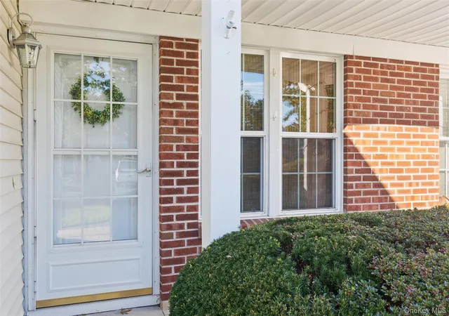 Photo 2 of Condo for sale at 194 Haddon Holw Ct, Middle Island, NY 11953 | MLS# 1063518 | Listing updated on 2026-10-21
