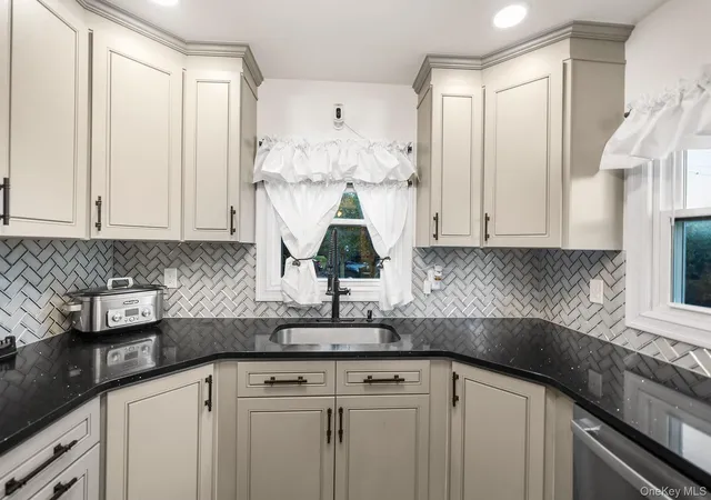 Photo 4 of Single family home for sale at 108 Beverly Rd, Hempstead, NY 11550 | MLS# 1063558 | Listing updated on 2026-10-28
