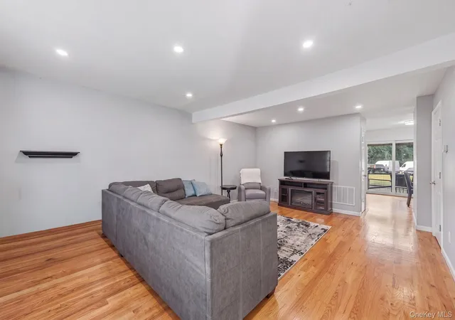 Photo 4 of Condo for sale at 42 Gladys Dr #26-3, Spring Valley, NY 10977 | MLS# 1063562 | Listing updated on 2026-10-21