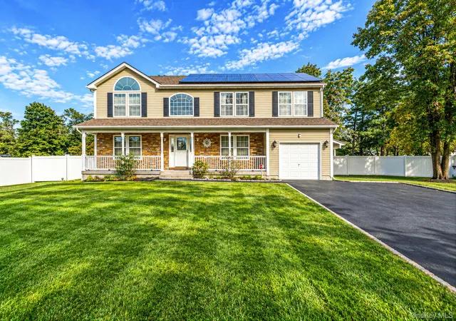 Photo 1 of Single family home for sale at 13 Glenmore Ave, Islip, NY 11717 | MLS# 1063566 | Listing updated on 2026-10-24