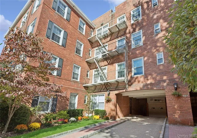 Photo 2 of Condo for sale at 1815 Palmer Ave #AA, Mamaroneck, NY 10538 | MLS# 1063572 | Listing updated on 2026-10-25