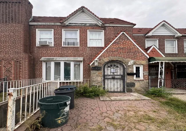 Photo 3 of Single family home for sale at 17941 Anderson Rd, New York, NY 11434 | MLS# 1063622 | Listing updated on 2026-10-19