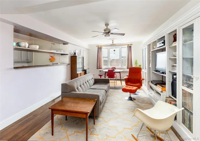 Condo for sale at 609 Kappock #8D, New York, NY 10463 | MLS# 1063635