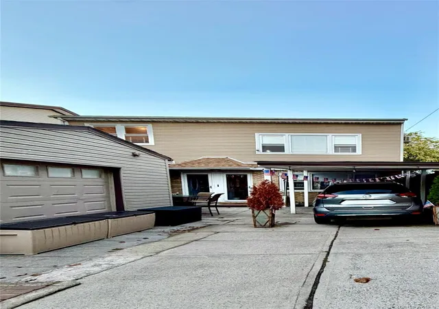 Multi family home for sale at 10205 97th Avenue, New York, NY 11416 | MLS# 1063659