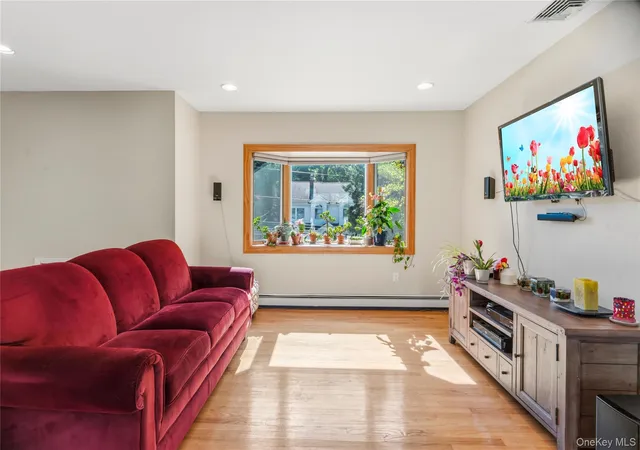 Photo 3 of Single family home for sale at 37 Bellecrest Ave, Huntington, NY 11731 | MLS# 1063667 | Listing updated on 2026-10-29