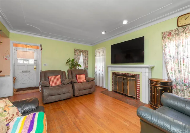 Photo 3 of Single family home for sale at 606 Joy Blvd, Hempstead, NY 11510 | MLS# 1063765 | Listing updated on 2026-10-27