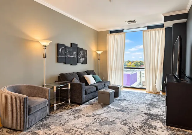 Condo for sale at 701 Ridge Hl Blvd #12J, Yonkers, NY 10710 | MLS# 1063783