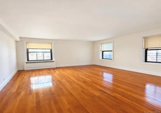 Photo 1 of House for sale at 3338 Parsons Blvd #1E, New York, NY 11354 | MLS# 1063807 | Listing updated on 2026-10-20
