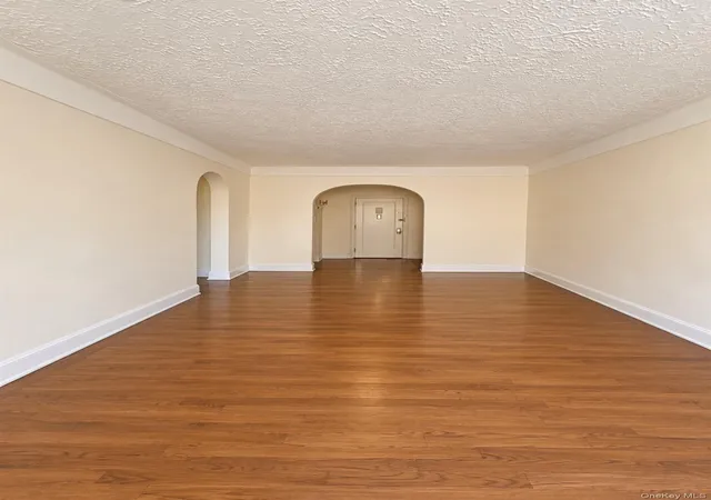 Photo 2 of House for sale at 3338 Parsons Blvd #1E, New York, NY 11354 | MLS# 1063807 | Listing updated on 2026-10-20
