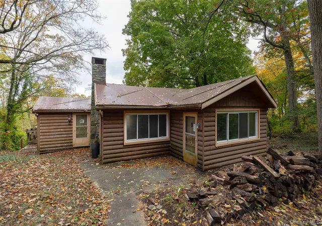 Single family home for sale at 76 Pleasant Rd, Putnam Valley, NY 10537 | MLS# 1063810