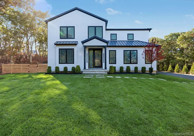 Photo 3 of Single family home for sale at 5 Terrace Ave, Southampton, NY 11968 | MLS# 1063820 | Listing updated on 2026-10-29