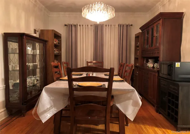 Photo 4 of Single family home for sale at 4588 Kings Hwy, New York, NY 11234 | MLS# 1063828 | Listing updated on 2026-10-22