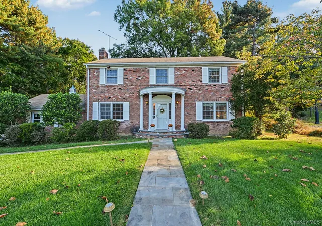 Photo 3 of Single family home for sale at 167 Holbrook Ln, Ossining, NY 10510 | MLS# 1063847 | Listing updated on 2026-10-23