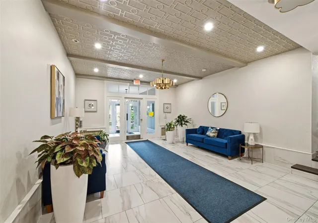 Listing Photo 2 - Condo for sale in building located at 90 Schenck, Great Neck, NY 11590 - Unit #3M