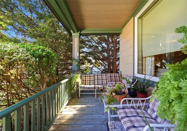 Photo 3 of Single family home for sale at 42 Park Ave, Rye Town, NY 10573 | MLS# 1063916 | Listing updated on 2026-10-27