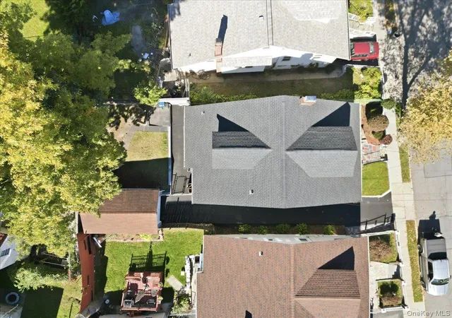 Photo 4 of Single family home for sale at 12 Knollwood Ave, Mount Vernon, NY 10550 | MLS# 1063917 | Listing updated on 2026-10-26